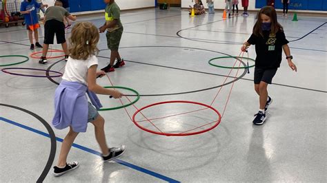 4 Hula Hoop Activities For Team Building In PE