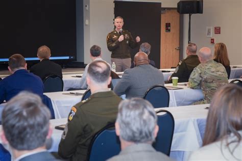 Devcom Hosts Open House For Army Leaders Elected Officials Article