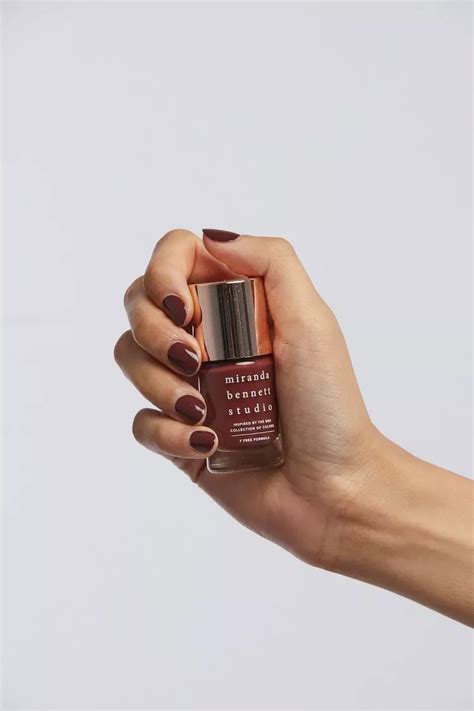 Une Palette De Couleurs De Vernis Automne Hiver Au Nombre