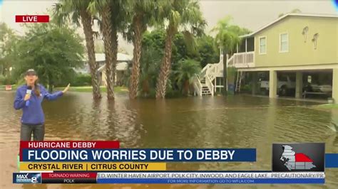 Hurricane Debby causes street flooding in Crystal River - YouTube