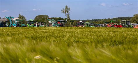 Landwirtschaft Blick Auf Das Treckertreffen 2023 In Nammen GU JO