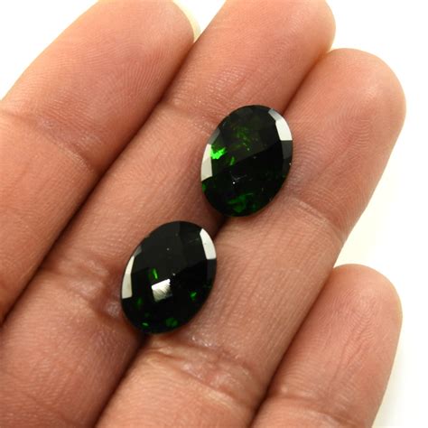 Gemstones Chrome Diopside Oval 14x10mm 1315 Carat Chrome Diopside 13