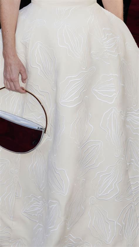 Gillian Andersons Golden Globes Dress Goes Viral With Vagina Embroidery Marie Claire