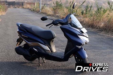 2022 Suzuki Burgman 125 BS6 Bluetooth Detailed Review On Road Price