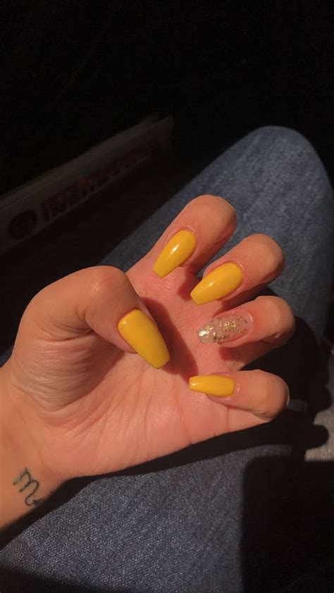 76 Stunning Yellow Acrylic Nail Art Designs For Summer ~ Pinle