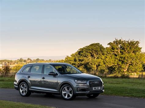 Audi Q7 E Tron 2016 2019 Review Used Only Mediumlarge Suv Plug In Hybrid Phev New And