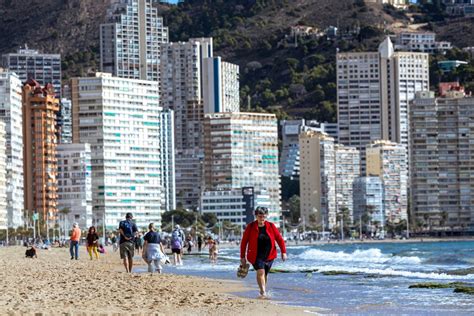 España registra un récord de 85 millones de turistas extranjeros en