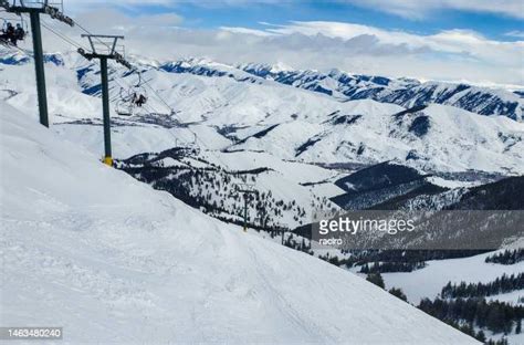 19 Mount Baldy Ski Lifts Stock Photos, High-Res Pictures, and Images ...