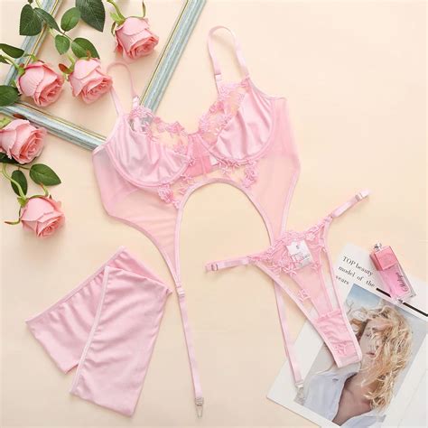 Shop Our Latest Design Hot Sexy Lace Lingerie Set For Women