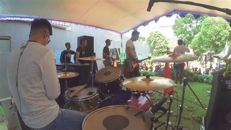 Cinta Luar Biasa Drum Cam Andmesh Move Cover YouTube