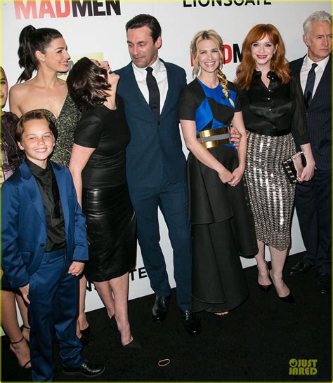 Jon Hamm Is A Ladies Man At Mad Men Season 7 Premiere Photo 3083705