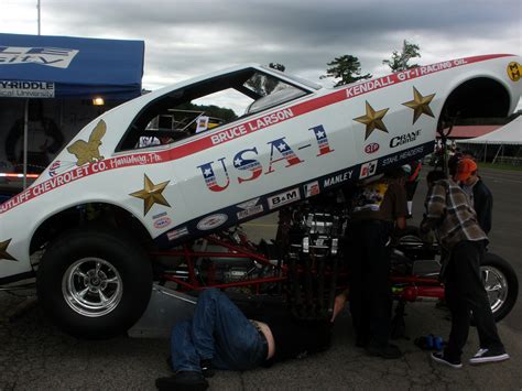 Bruce Larsons Funny Car At The Nh Hot Rod Reunion Car Humor Drag