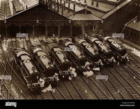 King class and castle class locomotives hi-res stock photography and ...