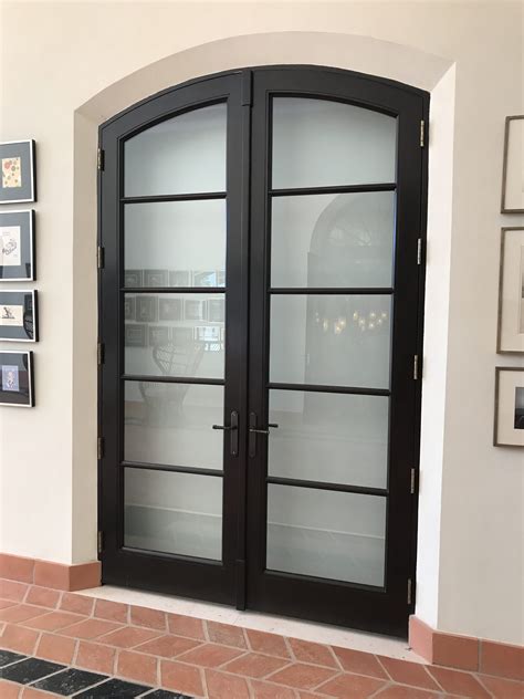 SURF CLUB MIAMI BEACH FRENCH DOORS - Sabana Windows