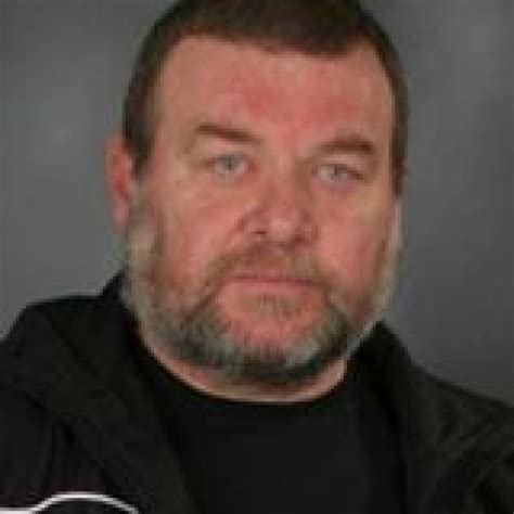 РАЗМИСЛИ ПРЕД КВАРТАЛНАТА БАКАЛНИЦА… - Budilnik