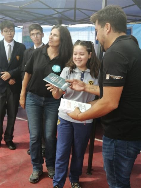 Estudiantes De Nuestro Colegio Participan En Gran Feria De Ciencia Y