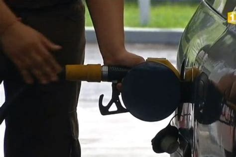 Hausse Des Prix Des Carburants Baisse Du Prix Du Gaz Au 1er Janvier 2018