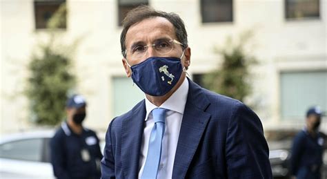 Coronavirus il ministro Francesco Boccia è positivo al Covid 19 È