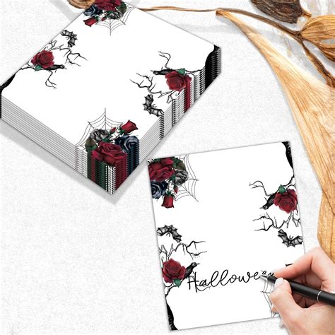 Tarjetas De Lugar De Rosas Rojas De Halloween Con Puntuaciones Para