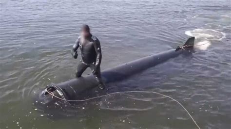 Vid O L Ukraine D Veloppe Un Drone Sous Marin Kamikaze Pour Cibler