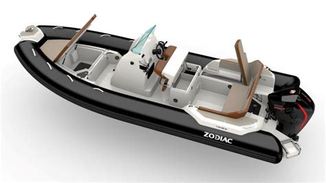 Zodiac Medline Bateau Moteur D Occasion Lemerle Bateaux