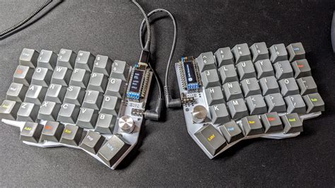 SofleKeyboard | A split keyboard based on Lily58, Crkbd and Helix keyboards