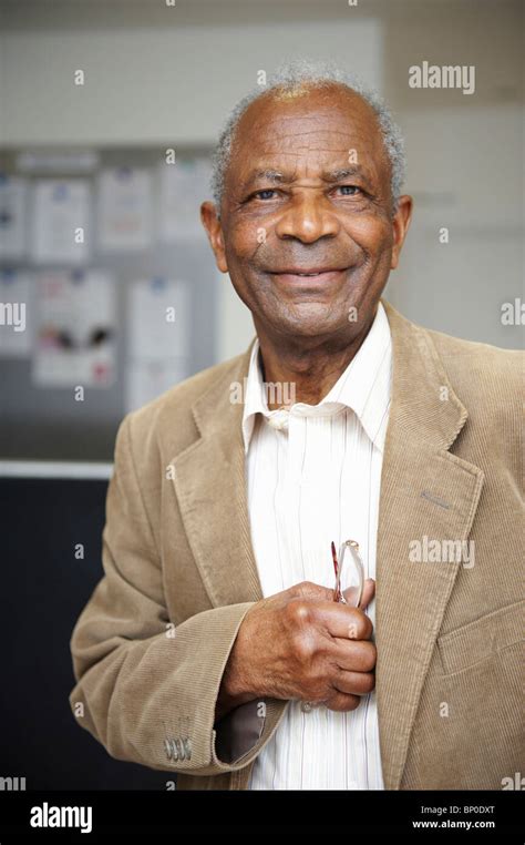 Elderly Black Man Hi Res Stock Photography And Images Alamy