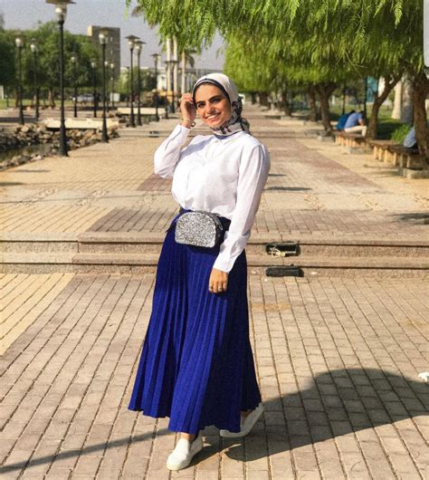 Modest Ways To Style Long Pleated Skirts With Hijab Fashion Zahrah