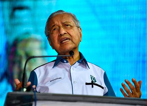 Mukhriz Pejuang Terima Peletakan Jawatan Dr Mahathir Sebagai Pengerusi