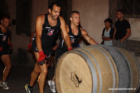 Montepulciano è il giorno del Bravìo delle botti Siena News