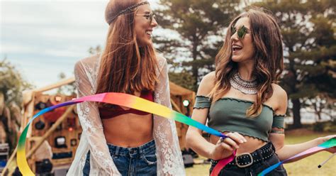 10 Festival Essentials: Rave Checklist