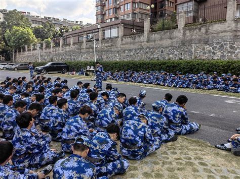 当军训遇上才艺展示，理学青年“大显身手” 安徽农业大学党委学工部（处）、武装部