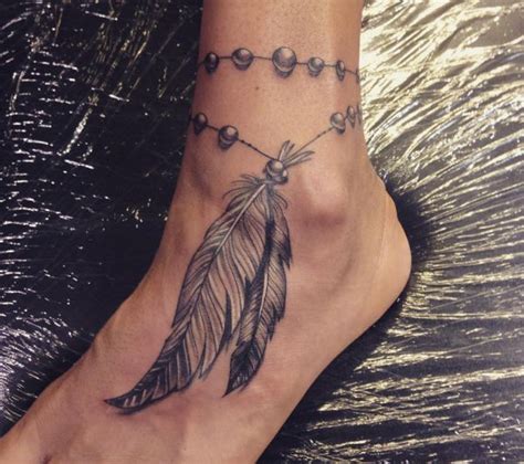 19 Mysterious Native American Feather Tattoos And Meanings Nexttattoos