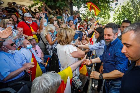 Fotos Las imágenes del acto de campaña de Vox en Granada con Abascal y