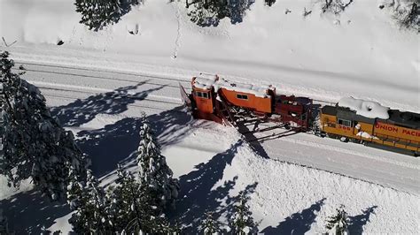 Train Snow Fighting With Jordan Spreaders On Californias Donner Pass