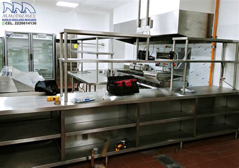 MUEBLES DE ACERO INOXIDABLE PARA RESTAURANTES ESTANTERÍAS METÁLICAS