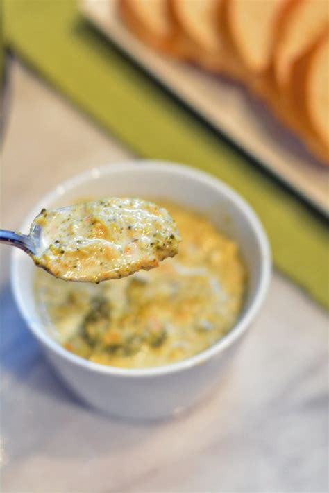 Crockpot Broccoli Cheese Soup Mommy S Fabulous Finds