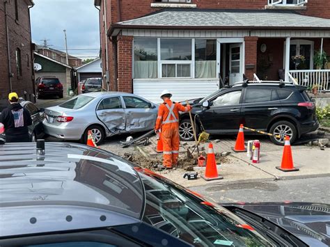 Home Still Evacuated After 5 Car Crash Causes Gas Leak In West End Toronto