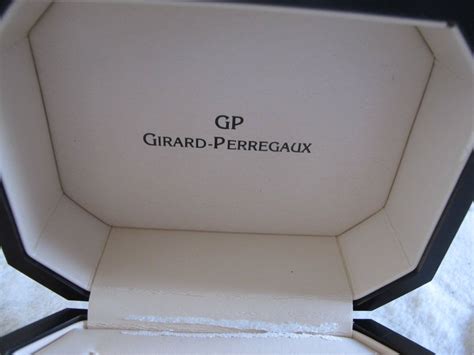 Girard Perregaux Uhren Box Mit Umkarton Alles Signiert Kaufen Auf Ricardo