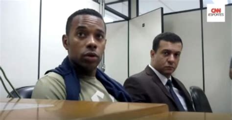 Robinho Chega Ao Presídio De Tremembé Após Ser Preso Por Estupro