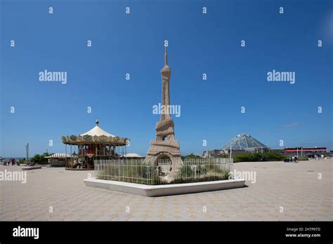 Plage Du Centenaire Hi Res Stock Photography And Images Alamy