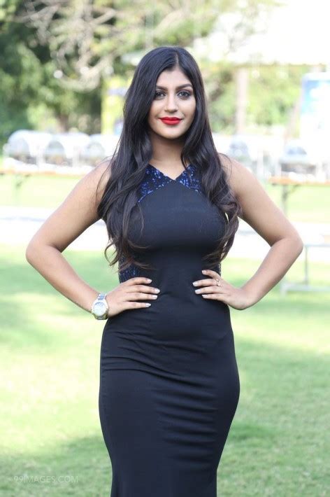 Tamil Actress Hot Hd Wallpapers P X Wallpaper Teahub Io