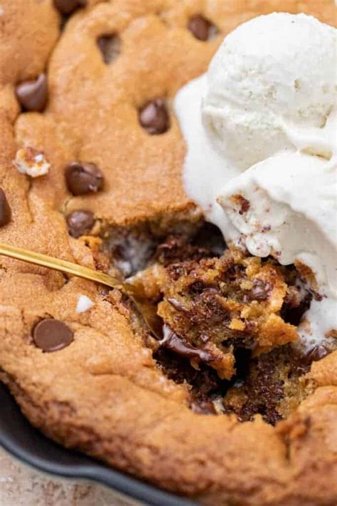 Easy Chocolate Chip Skillet Cookie Lifestyle Of A Foodie