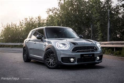 Mini Cooper Countryman Grey With Rotiform Blq Aftermarket Wheels