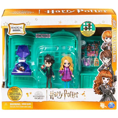 Wizarding World Harry Potter Magical Minis Three Broomsticks Playset