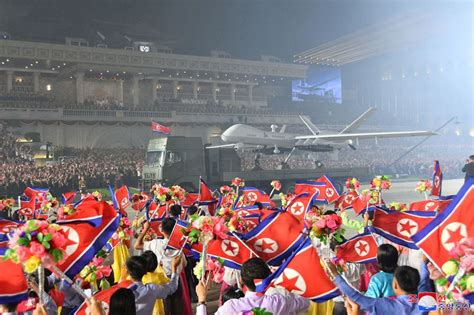 北朝鮮が軍事パレード 中露高官も出席 新型ドローンなど披露 写真特集69 毎日新聞