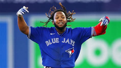 Blue Jays Avoid Arbitration With Players Including Vladimir