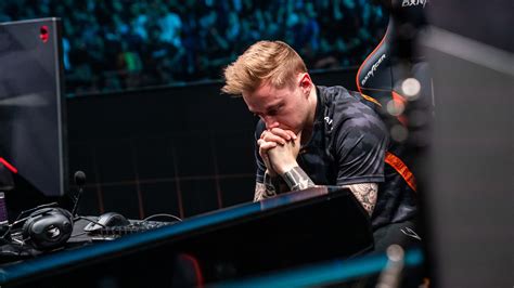 Rekkles Apologizes For Fnatic S Lec Winter Loss One Esports