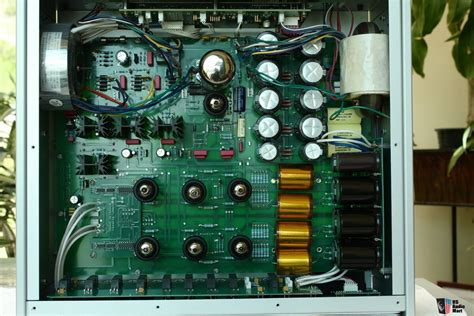 audio research reference  preamplifier photo   audio mart