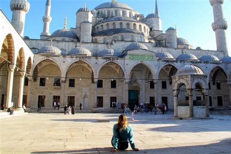 The Blue Mosque The History Of Istanbul S Blue Mosque In 1 Minute